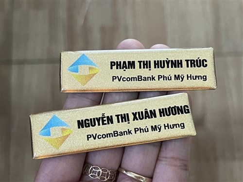 Biển Tên Nhân Viên Cài Áo Nét Đẹp Văn Hóa Doanh Nghiệp