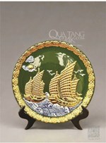 Đĩa cảnh thuận buồm dát vàng