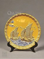 Đĩa cảnh thuận buồm dát vàng
